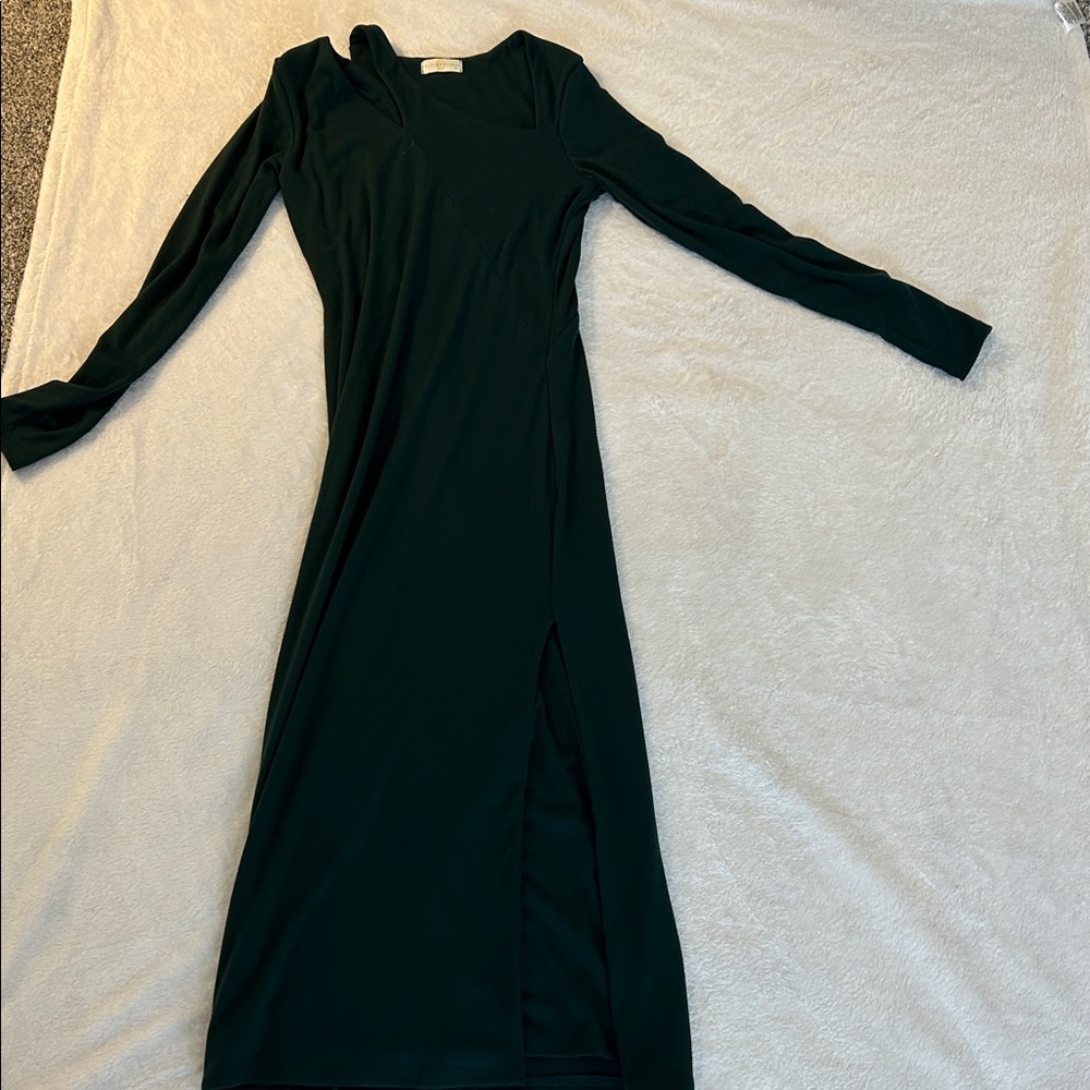 Chrysanthemum Elegant Long Sleeve Black Dress